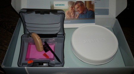Hearing Aid Siemens BTE Lotus 12P by Medineeds Trading Co.